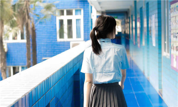 尼玛如何找到一个可以帮助我生孩子的女人？